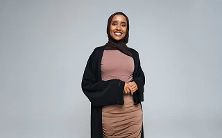 Unaccompanied Minor Reunites with Her Mother After Brave Escape